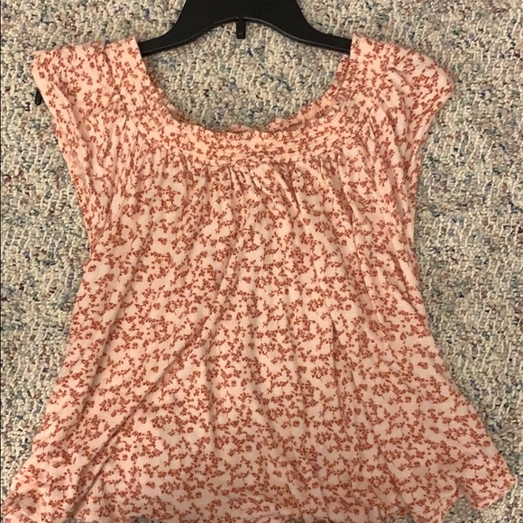 off the shoulder flowy shirt w flowers design - Picture 2 of 2